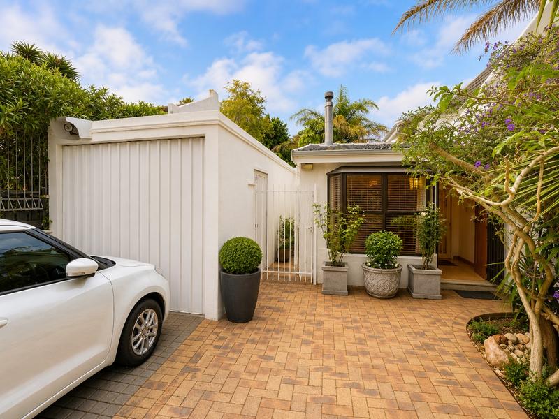 4 Bedroom Property for Sale in Beach Estate Western Cape